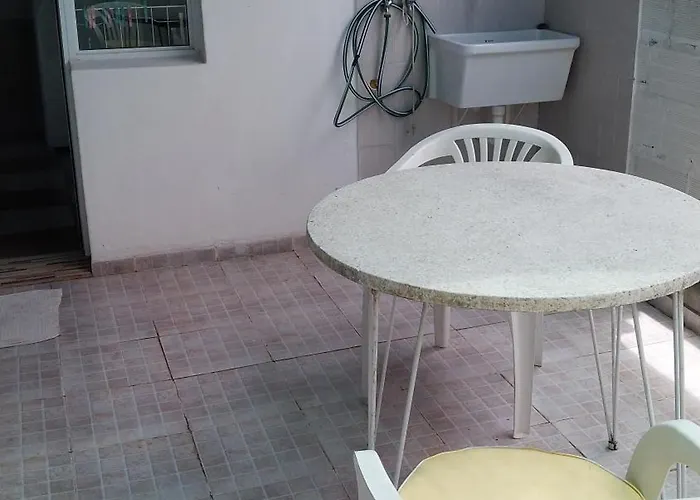 Departamento Amplio Dos Dormitorios